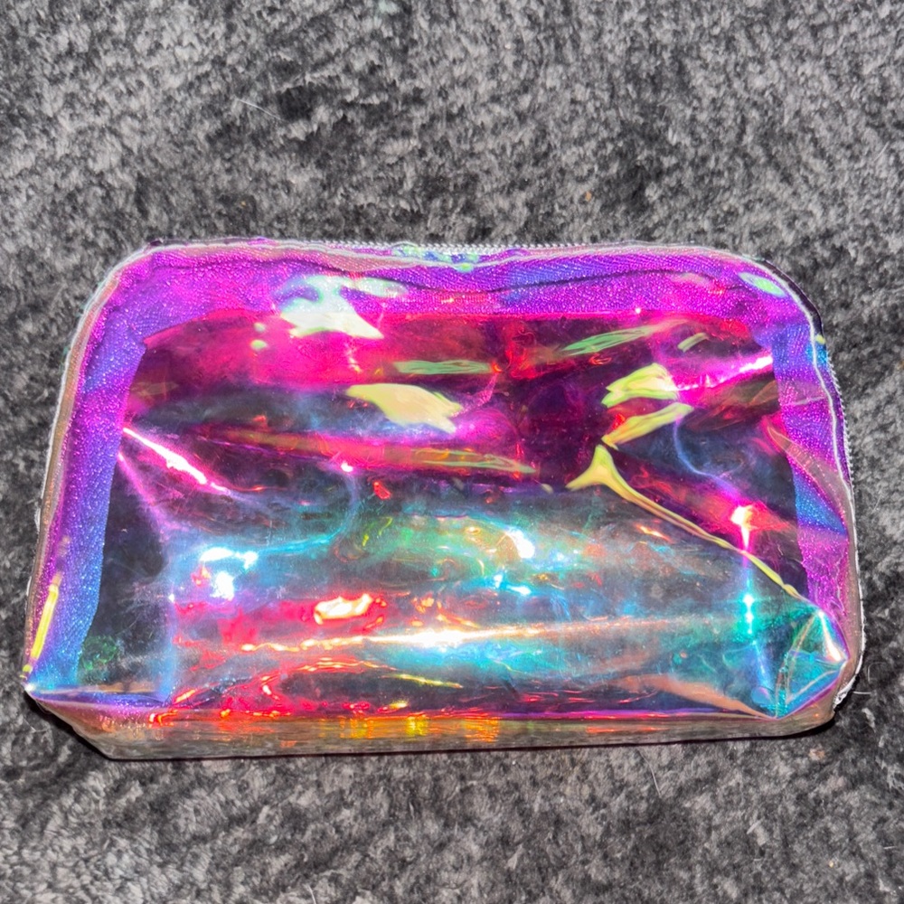 Holographic Multicolor Cosmetic Bag - Guuci - Picture 2 of 3